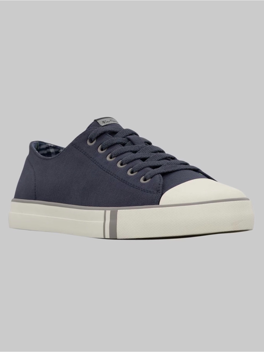 Ben Sherman Men's Black Canvas Low-Top Tennis shoes Sneaker. + A LITTLE GIFT π - Picture 3 of 5